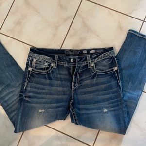 Miss me mid rise easy crop size 30